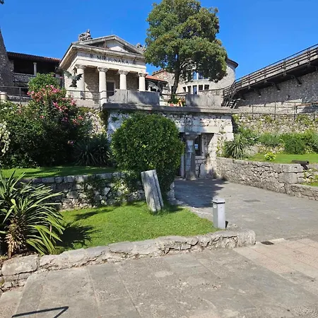 Apartment Lucija
