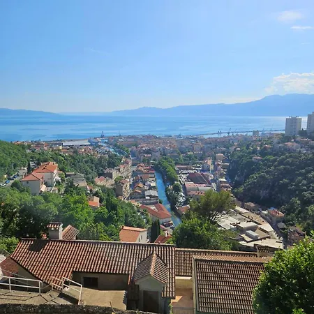 Apartmán Lucija *